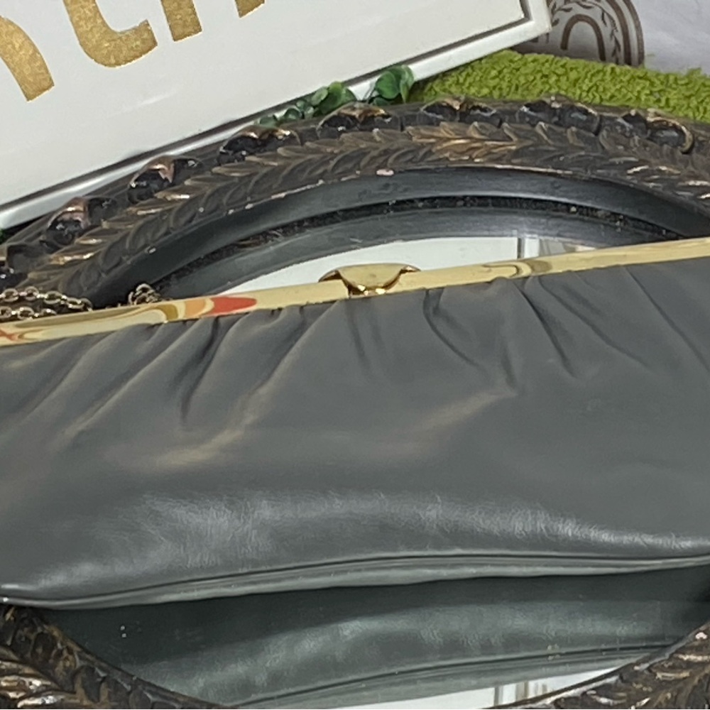 Chic Vintage Gray Leather Clutch with Gold Chain - Picture 10 of 13